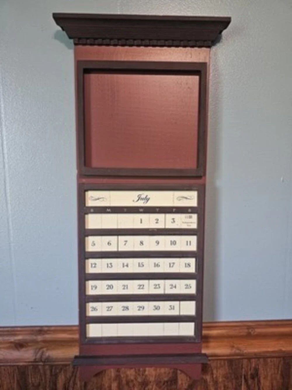 Thomas Kinkade Wooden Wall-Mounted Perpetual Calendar w/ 4 Art Prints Tiles
